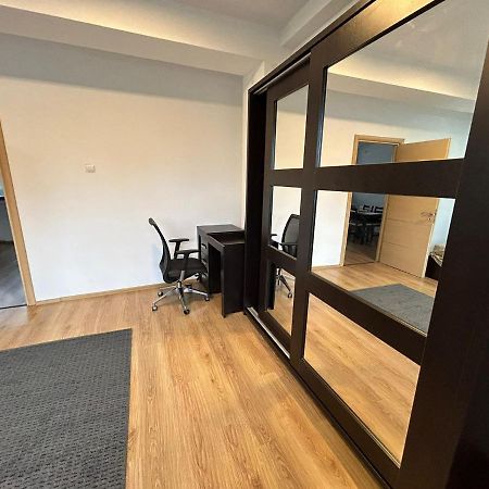 Elegant City Center Apartment Bucureşti Eksteriør bilde