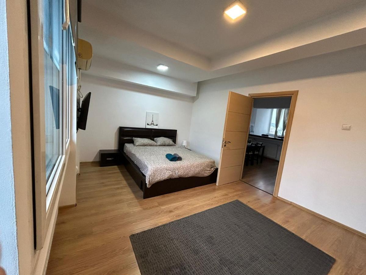 Elegant City Center Apartment Bucureşti Eksteriør bilde